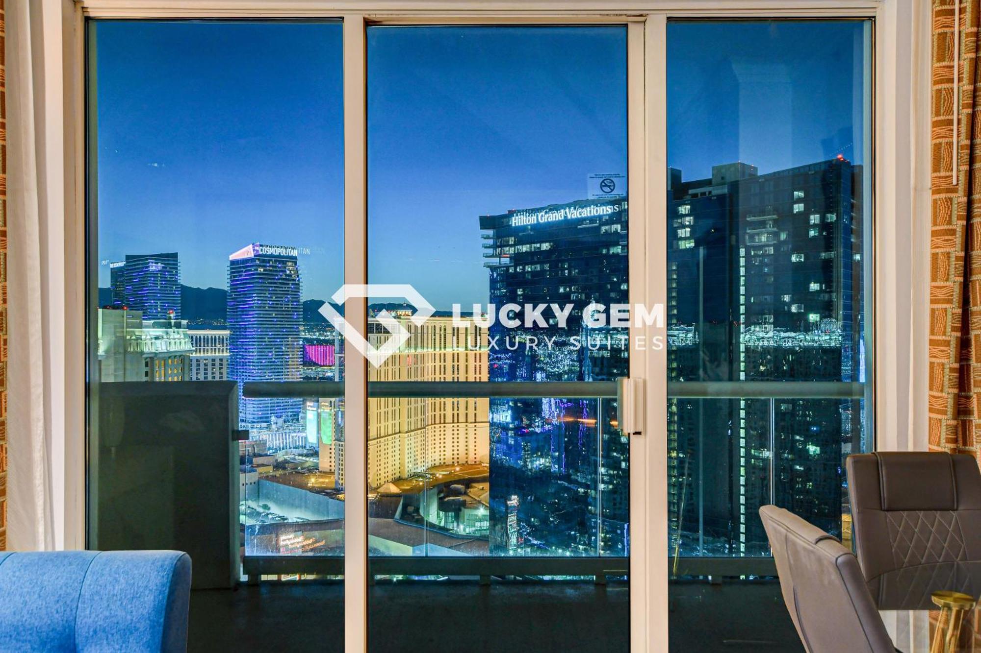 Lucky Gem Penthouse & Luxury Suites At Signature Resort, Balcony Strip View 3505 Las Vegas Exterior photo