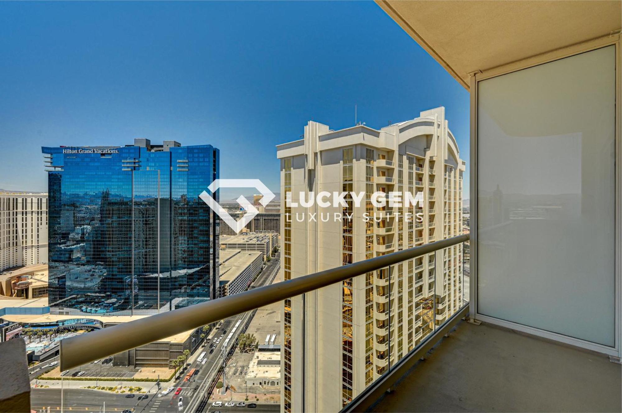 Lucky Gem Penthouse & Luxury Suites At Signature Resort, Balcony Strip View 3505 Las Vegas Exterior photo