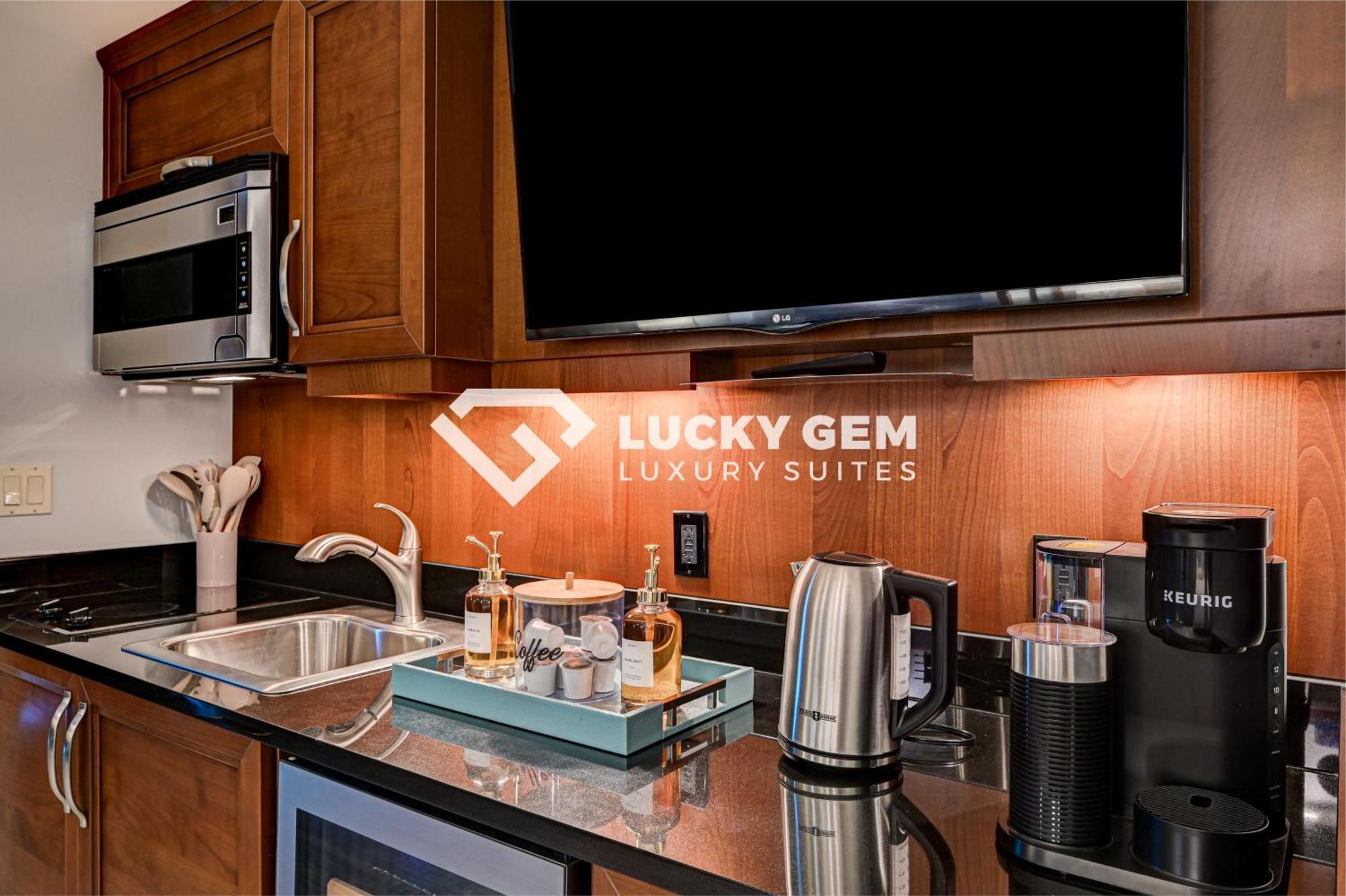 Lucky Gem Penthouse & Luxury Suites At Signature Resort, Balcony Strip View 3505 Las Vegas Exterior photo